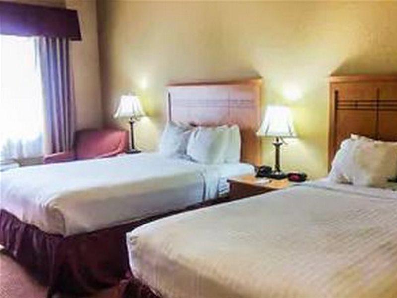 Baymont By Wyndham Cuero Hotel Buitenkant foto