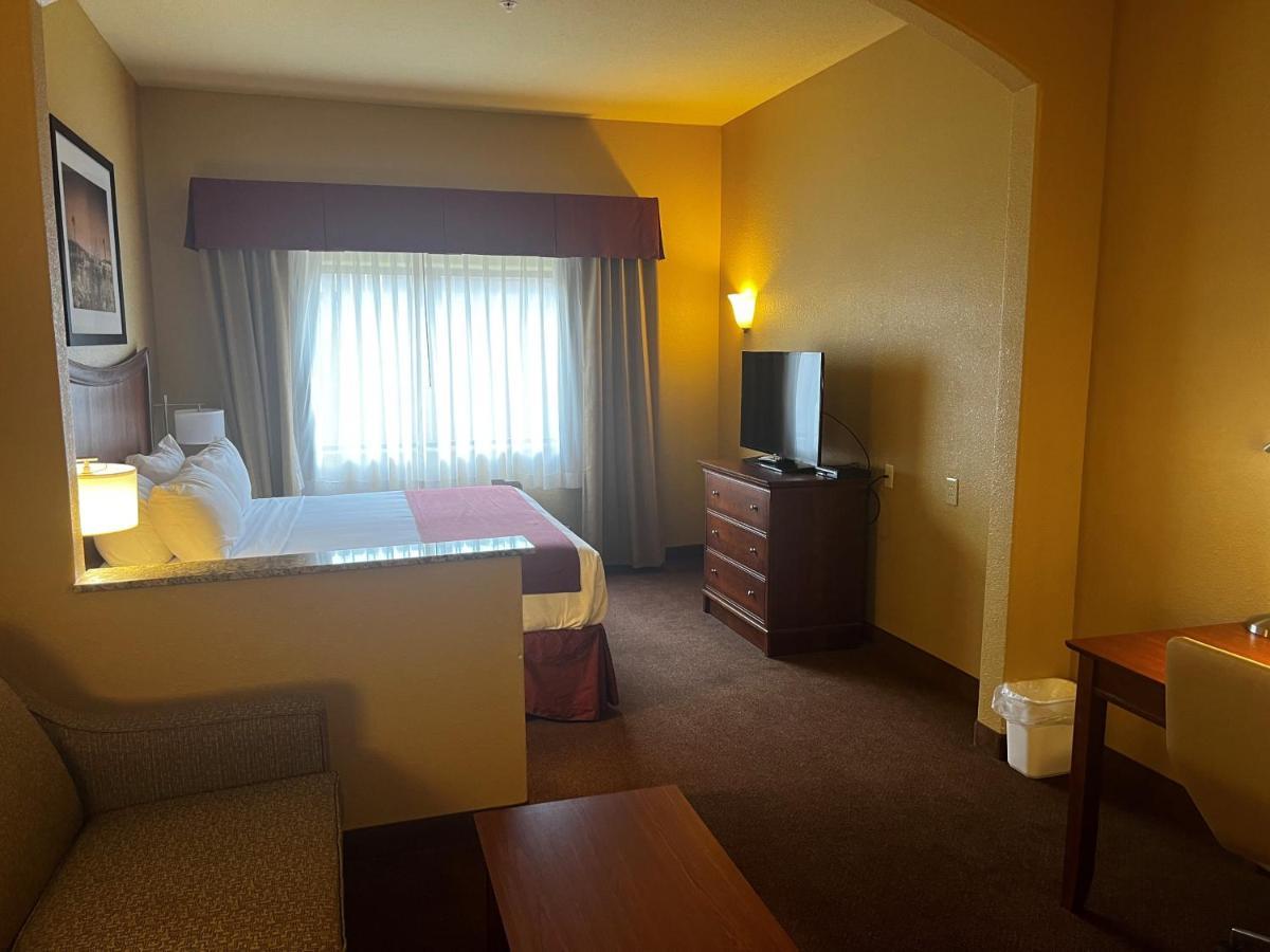 Baymont By Wyndham Cuero Hotel Buitenkant foto